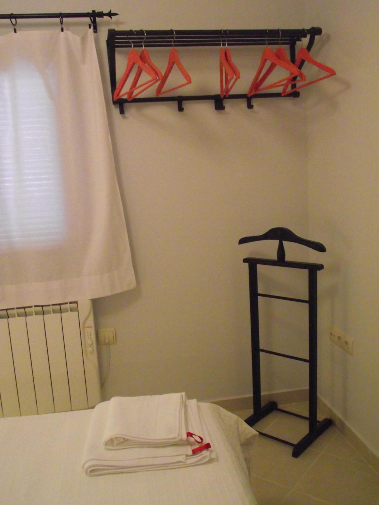 Apartamentos Puenteviejo 아레나스 데 산 페드로 외부 사진
